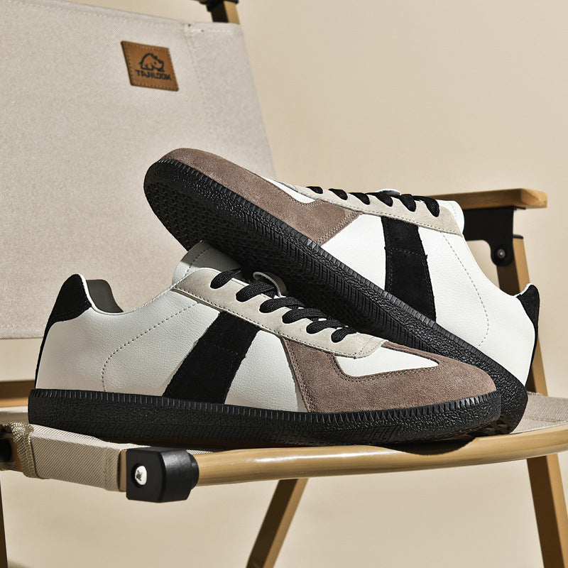 Retro-Sneaker aus Canvas und Leder