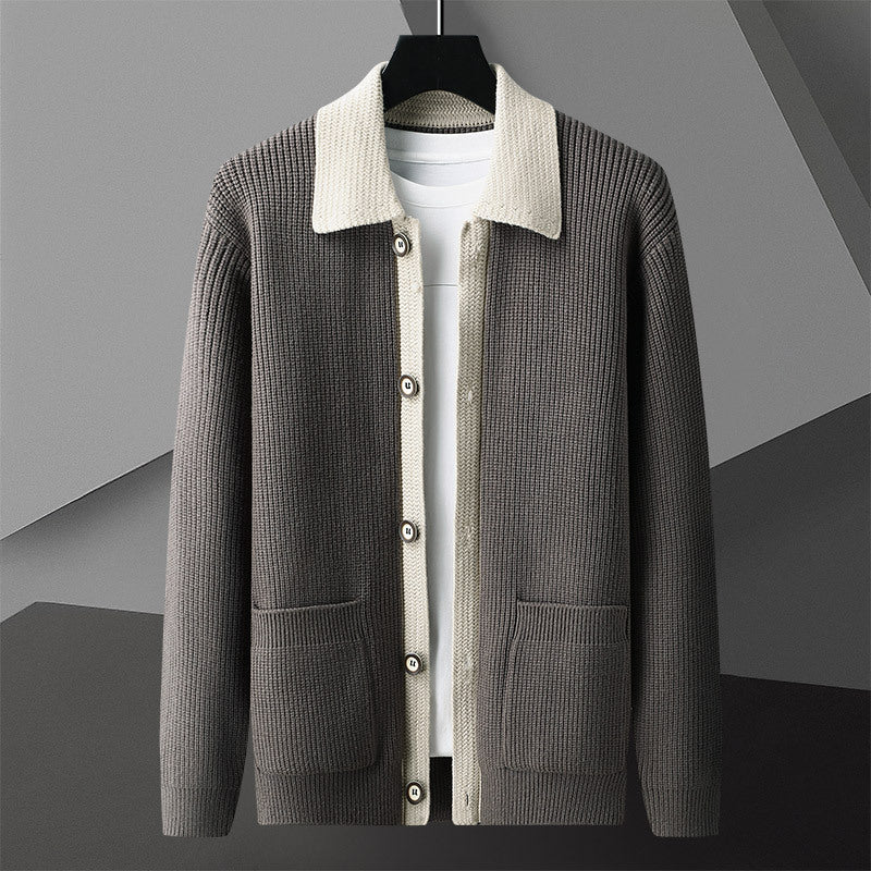 Strickjacke mit Kontrastkragen