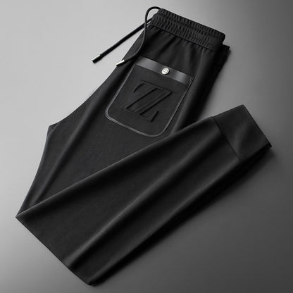 UrbanStoff | Sportliche Jogpants mit Stickerei