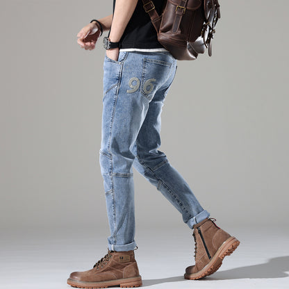 UrbanStoff | Light-Wash Stretch-Jeans mit Stickerei