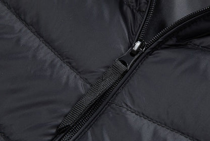 UrbanStoff | Leichte Kapuzen-Daunenjacke Slim Fit