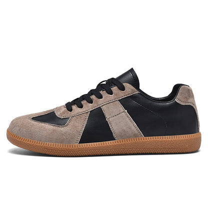 Retro-Sneaker aus Canvas und Leder