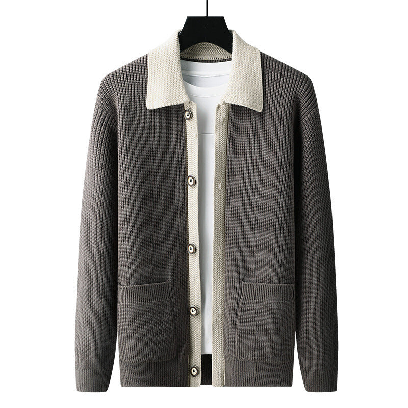 Strickjacke mit Kontrastkragen