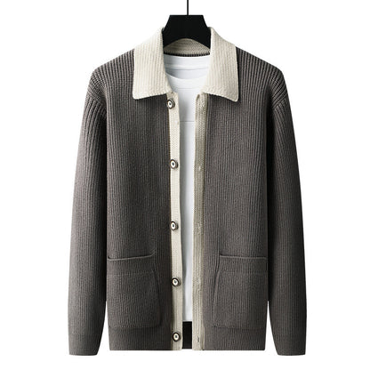 Strickjacke mit Kontrastkragen