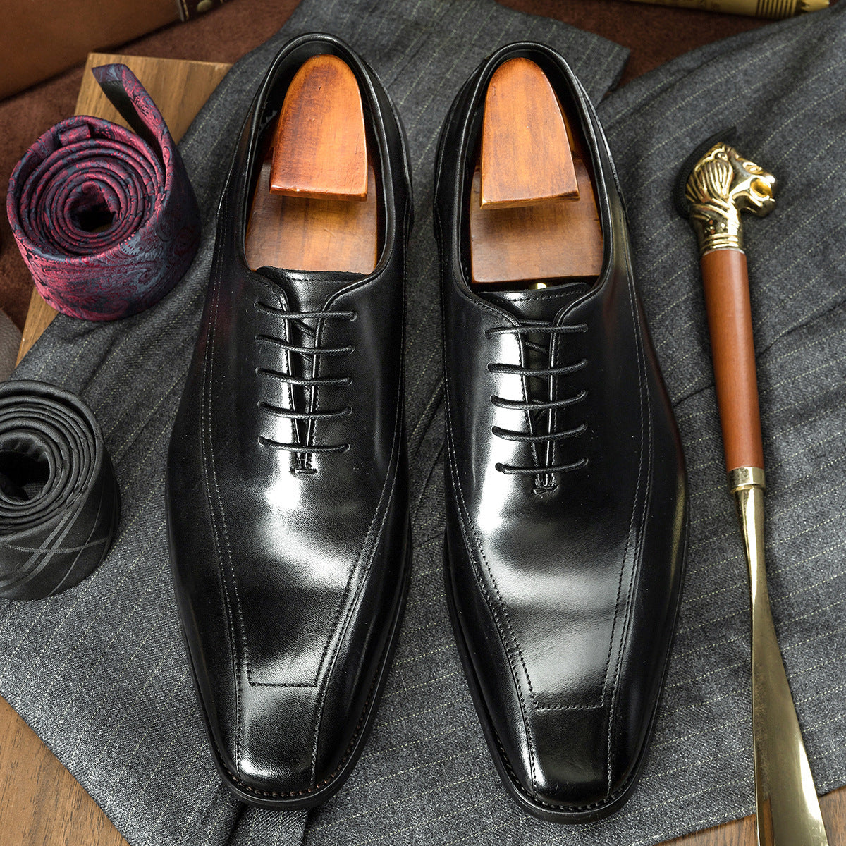 Klassische Oxford Lederschuhe