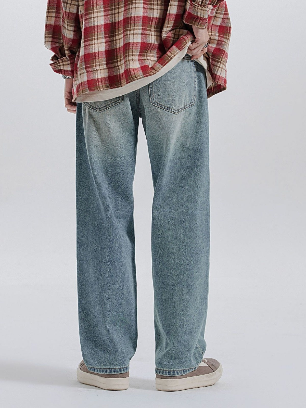 UrbanStoff | Whiskered Straight-Leg Jeans