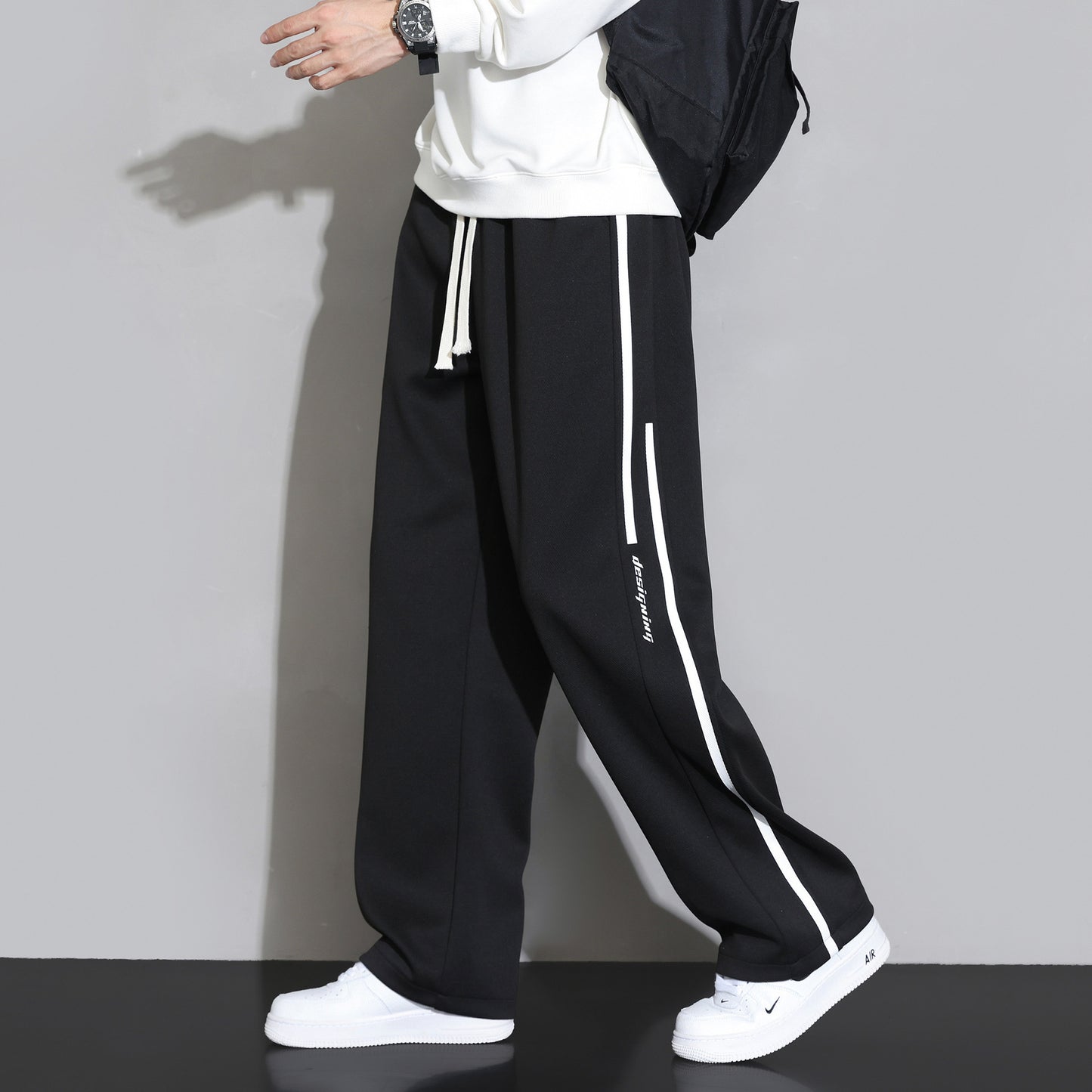 Weitbeinige Sport-Sweatpants