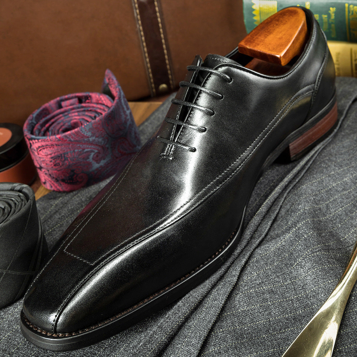 Klassische Oxford Lederschuhe