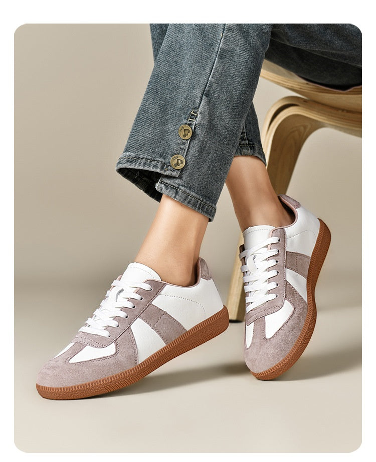 Retro-Sneaker aus Canvas und Leder