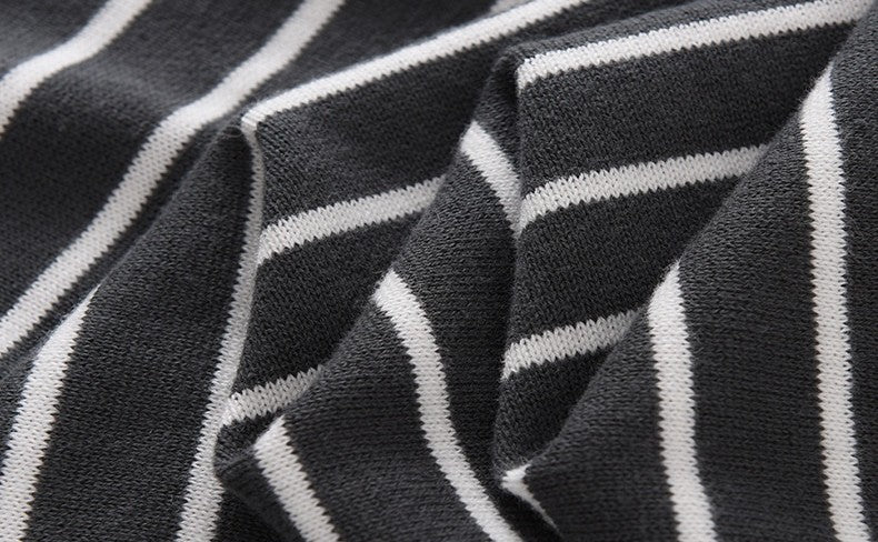 UrbanStoff | Gestreiftes Baumwoll-T-Shirt
