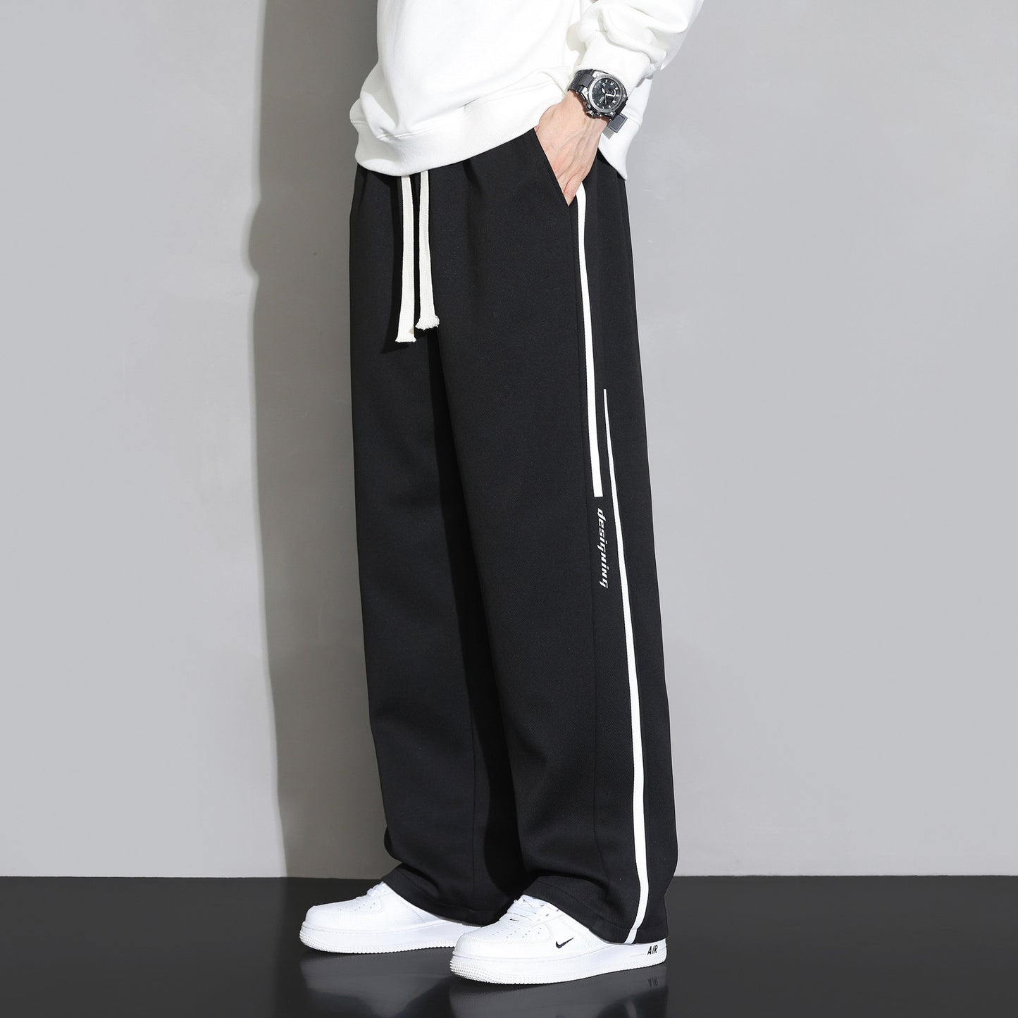 Weitbeinige Sport-Sweatpants