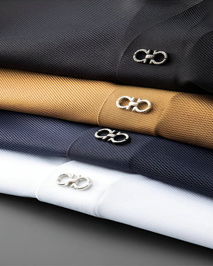 Seidiger Ice-Silk Anzug