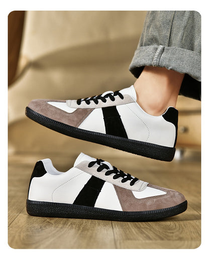 Retro-Sneaker aus Canvas und Leder