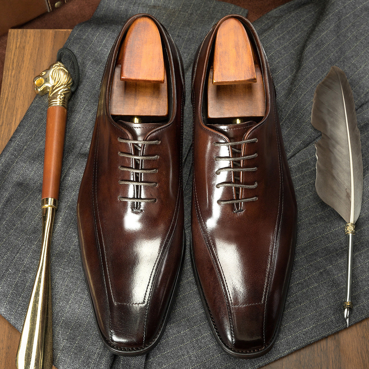 Klassische Oxford Lederschuhe