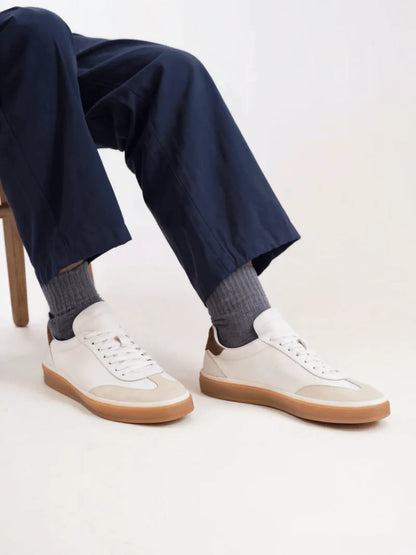 UrbanStoff | Klassischer Leder-Sneaker