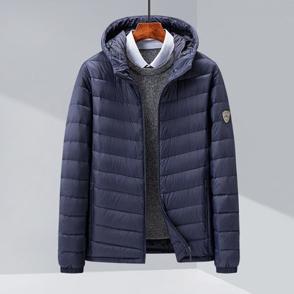 UrbanStoff | Leichte Kapuzen-Daunenjacke Slim Fit