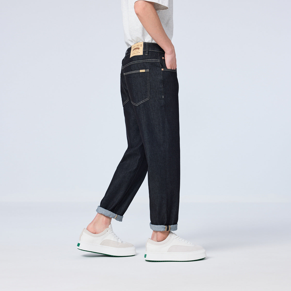 UrbanStoff | Lockere Straight Cropped-Jeans