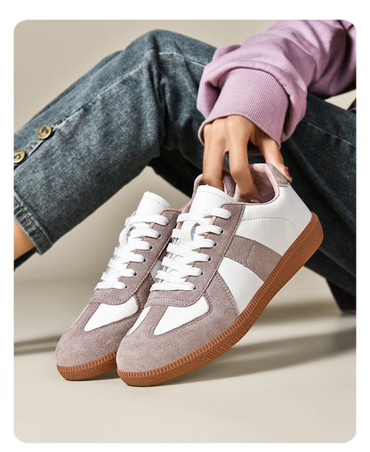 Retro-Sneaker aus Canvas und Leder