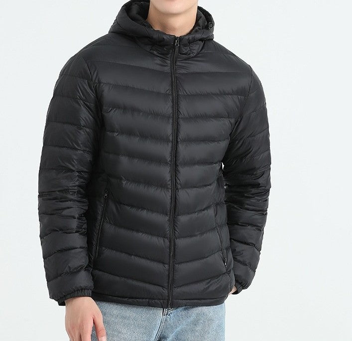 UrbanStoff | Leichte Kapuzen-Daunenjacke Slim Fit